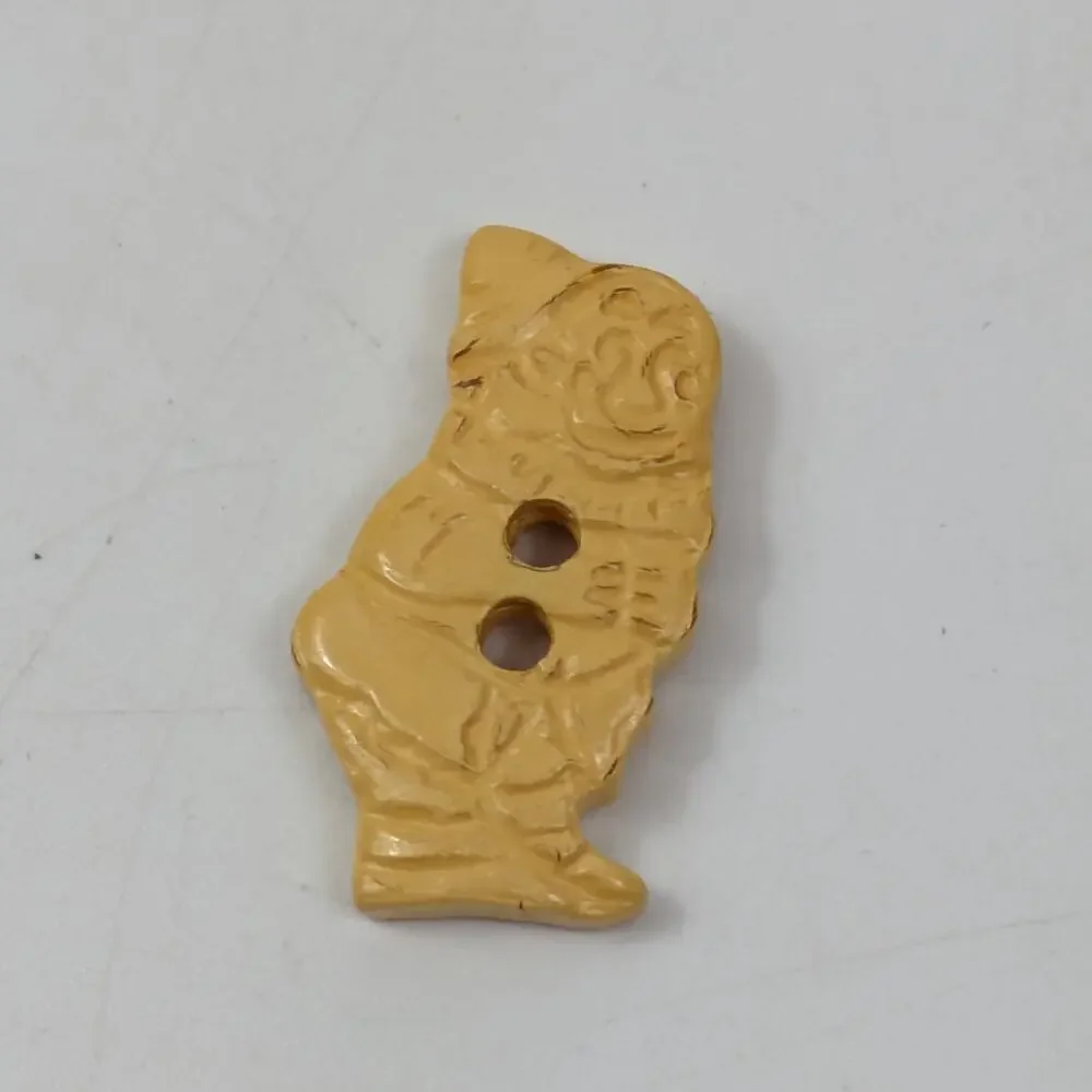 Vintage Bakelite 7 Dwarfs Character Button Tan Figural 2-Hole 1940s 1 Inch